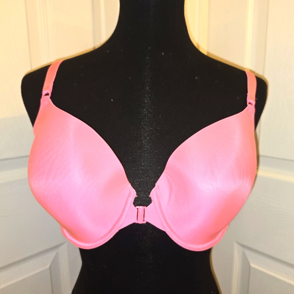 Pink Women's Front Close Underwire Bra